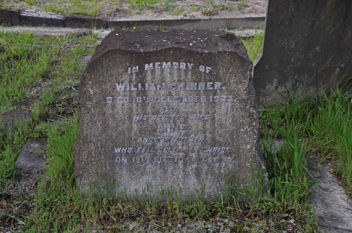 SKINNER William -1923 &amp; Anne -1941