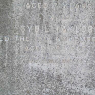 TAYLOR Thelma -1913 :: TAYLOR Sybil -1934 