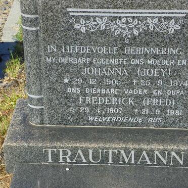 TRAUTMANN Frederick 1907-1981 &amp; Johanna 1905-1974