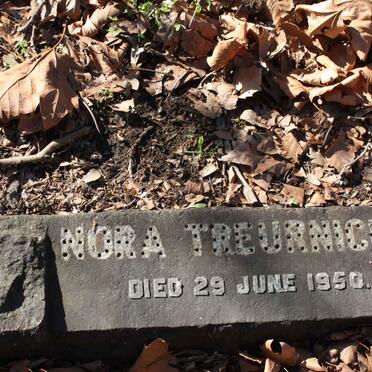 TREURNICHT Nora -1950