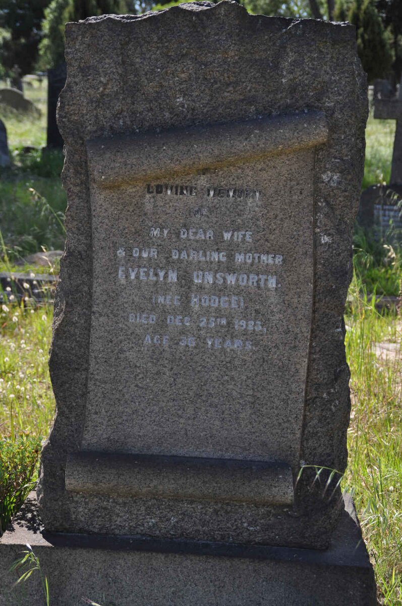 UNSWORTH Evelyn nee HODGE -1923