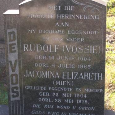 VOS Rudolf, de 1904-1965 &amp; Jacomina Elizabeth 1904-1979