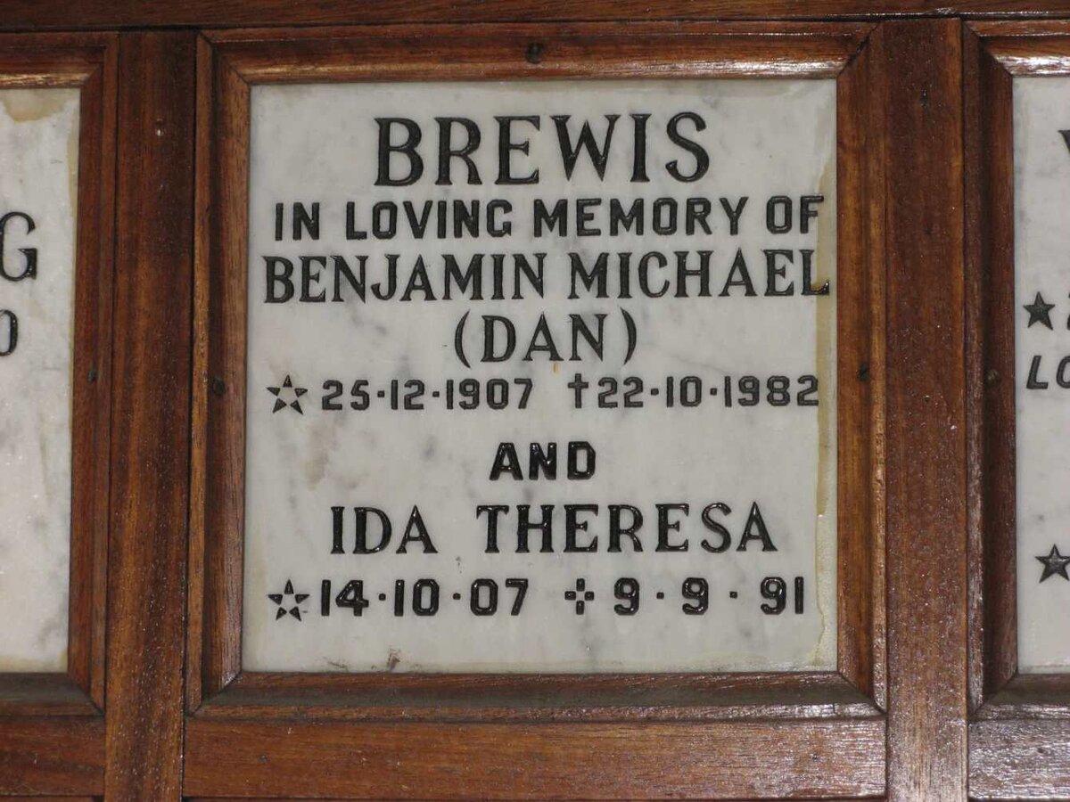 BREWIS Benjamin Michael 1907-1982 &amp; Ida Theresa 1907-1991