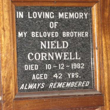 CORNWELL Nield -1982