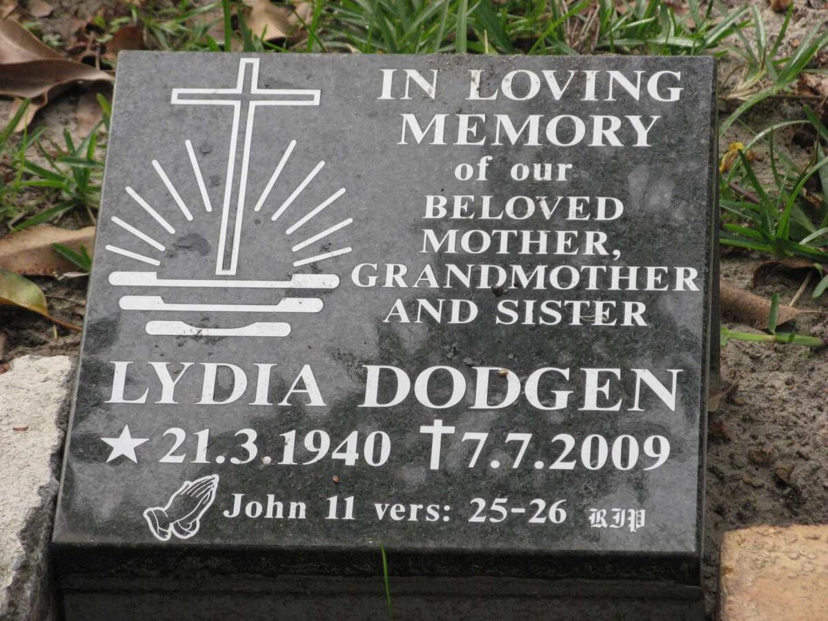 DODGEN Lydia 1940-2009