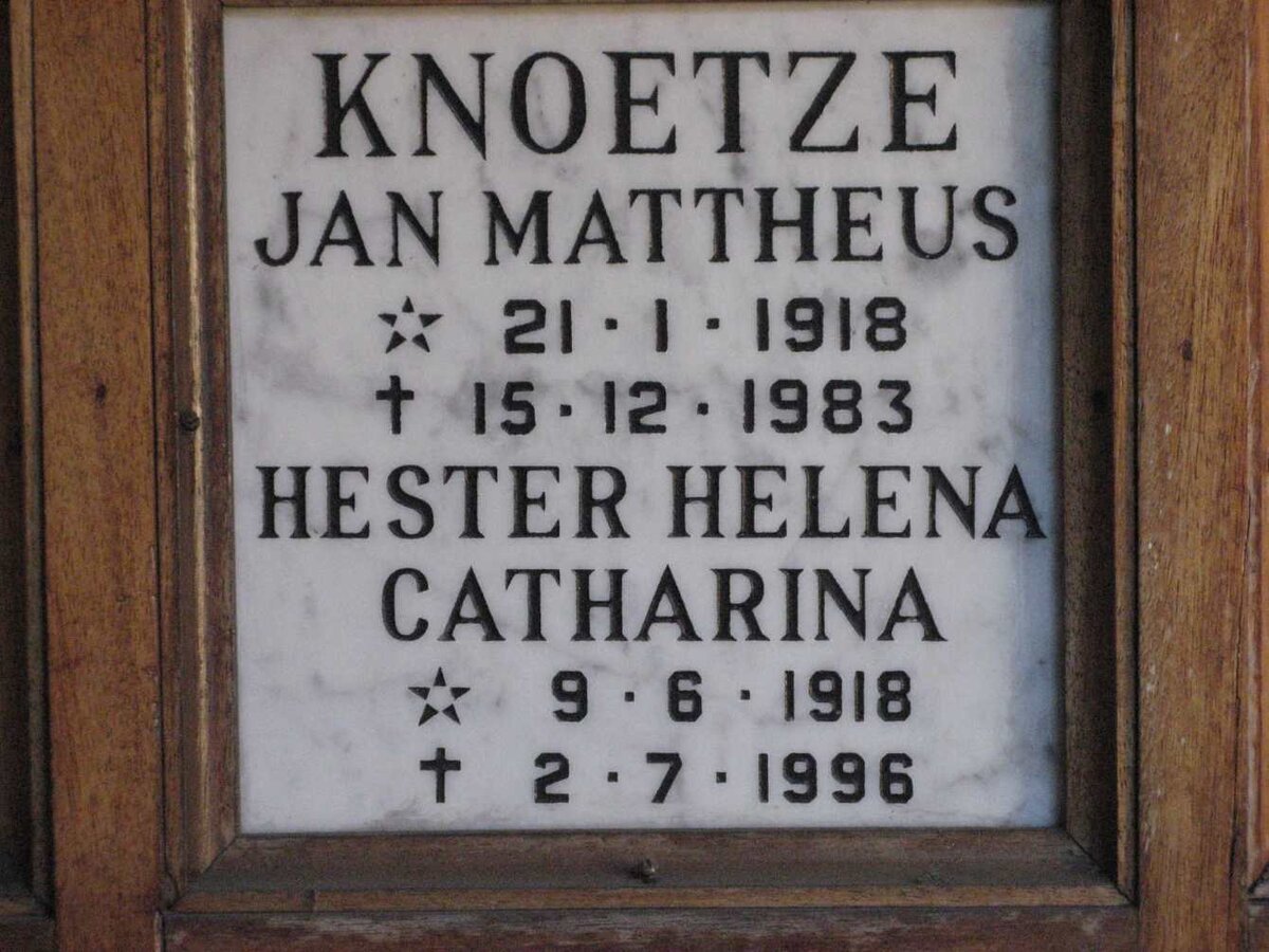 KNOETZE Jan Mattheus 1918-1983 &amp; Hester Helena Catharina 1918-1996