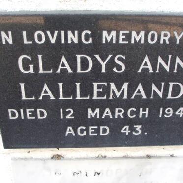 LALLEMAND Gladys Ann -1945