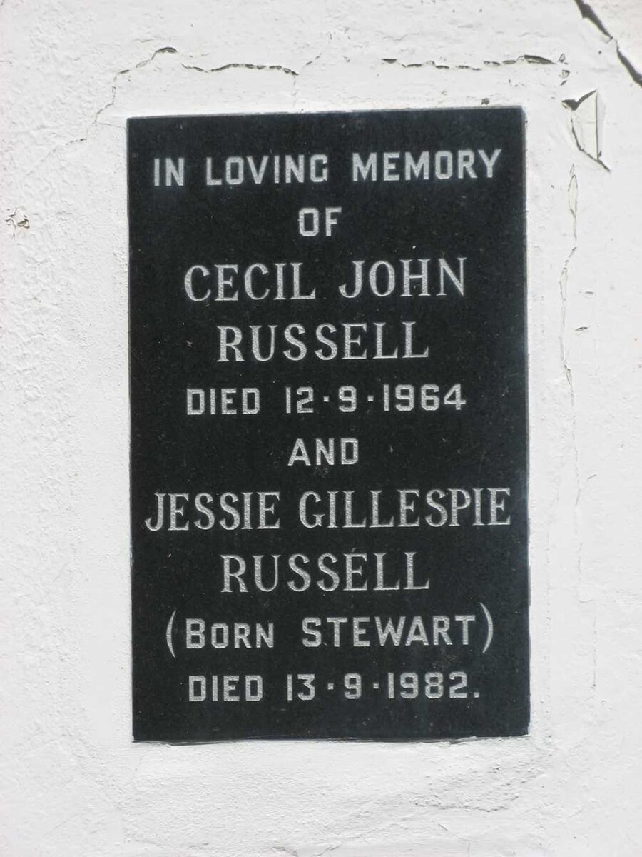 RUSSELL Cecil John -1964 &amp; Jessie Gillespie nee STEWART -1982