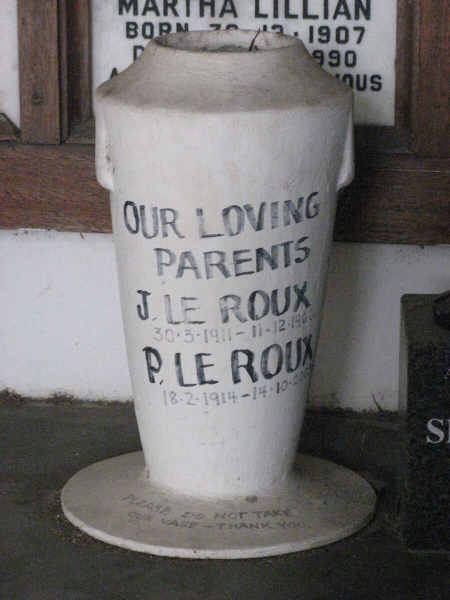 ROUX J., le 1911-1966 &amp; P. 1914-200?