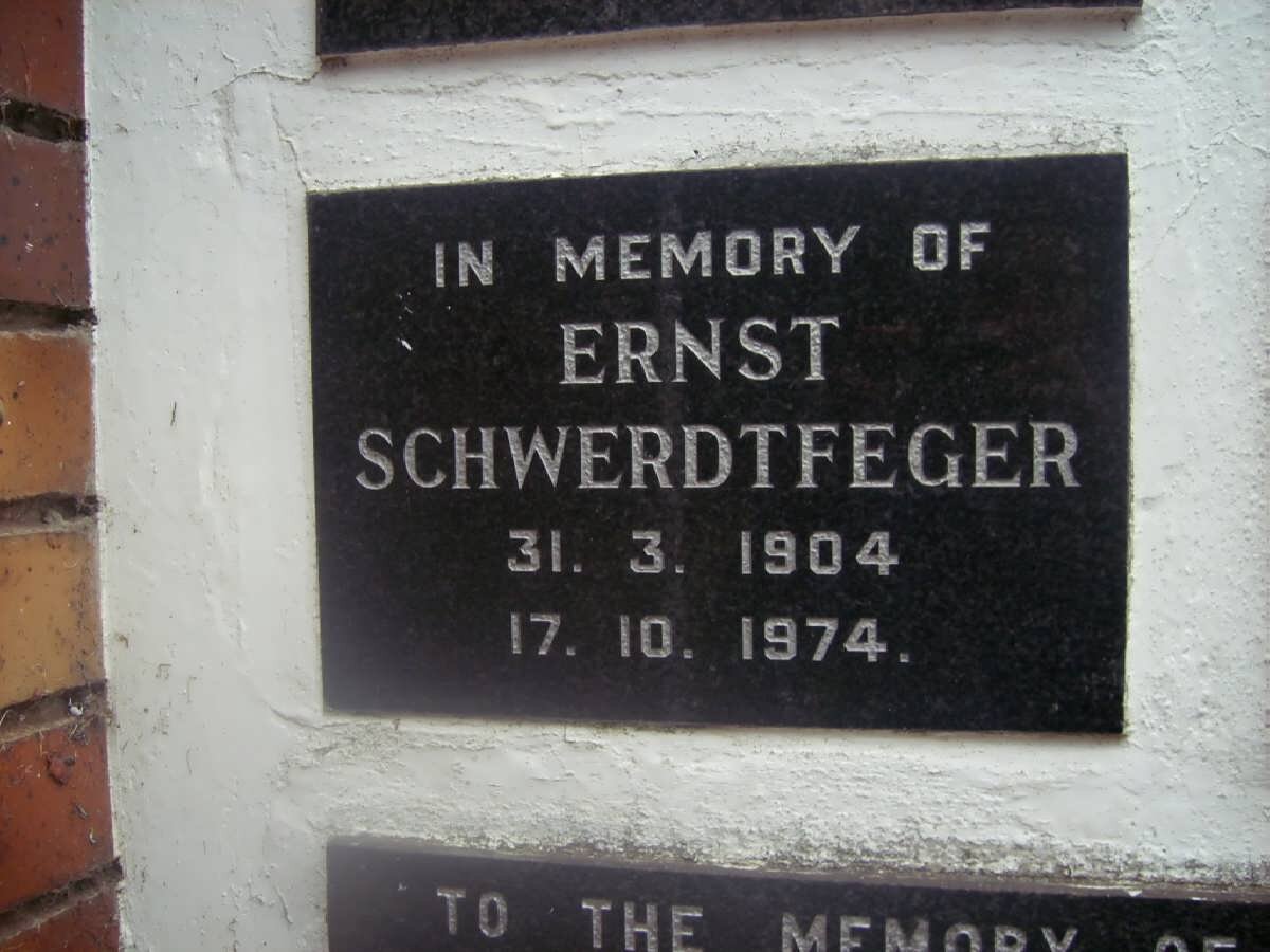 SCHWERDTFEGER Ernst 1904-1974