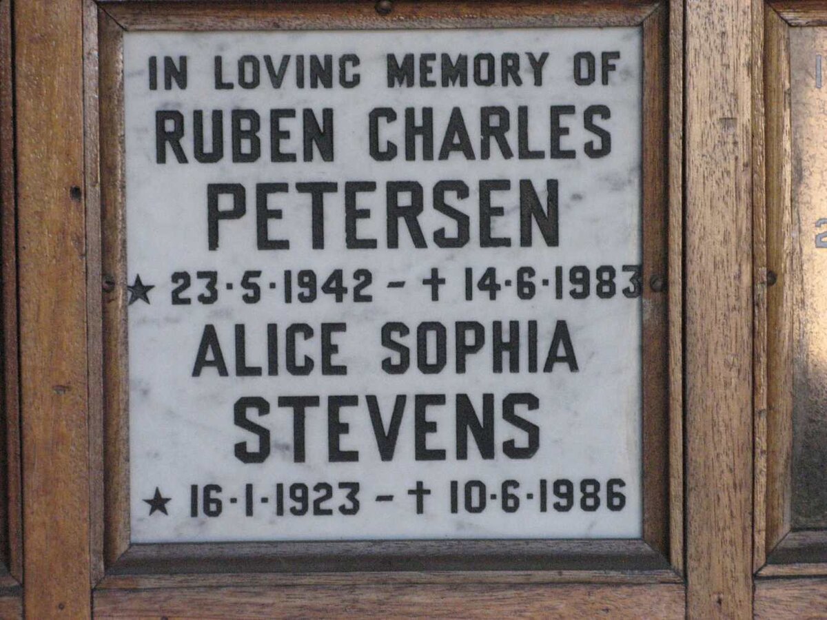 STEVENS Alice Sophia 1923-1986 :: PETERSEN Ruben Charles 1942-1983