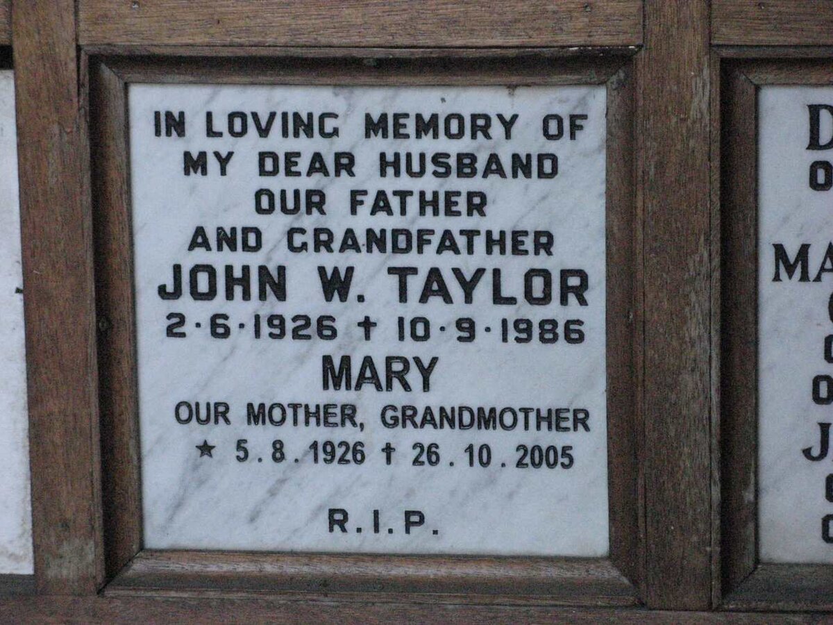 TAYLOR John W. 1926-1986 &amp; Mary 1926-2005