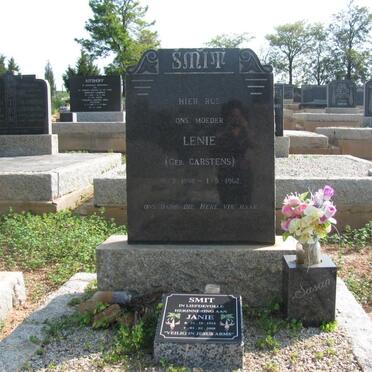 SMIT Lenie nee CARSTENS 1898-1962 :: SMIT Janie 1918-2008 