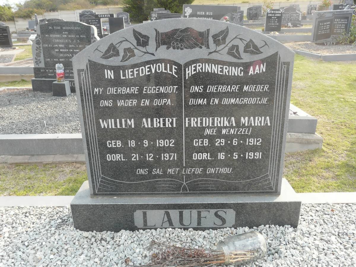 LAUFS Willem Albert 1902-1971 &amp; Frederika Maria WENTZEL 1912-1991