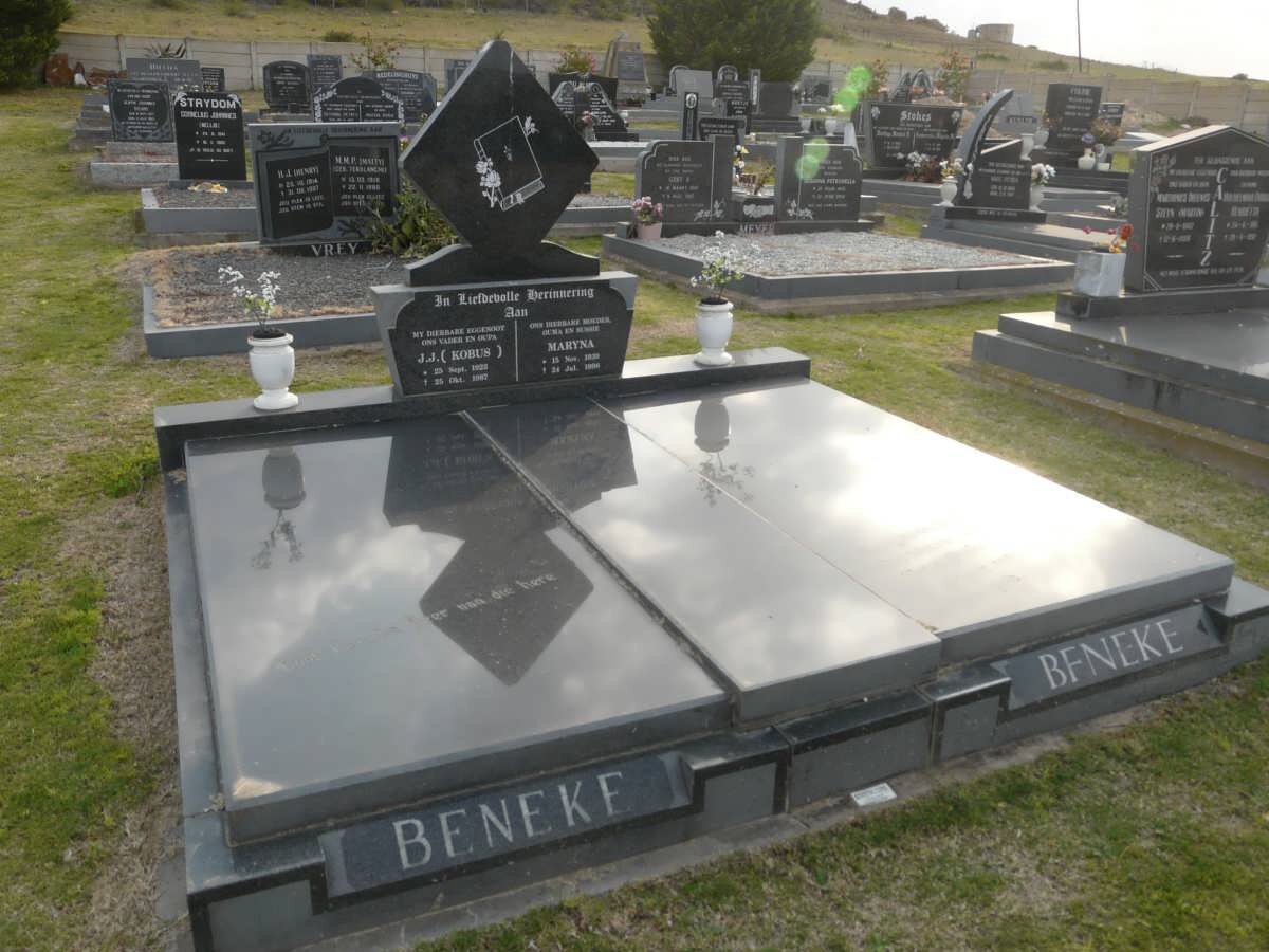 BENEKE J.J. 1923-1987 & Maryna 1930-1998 _1