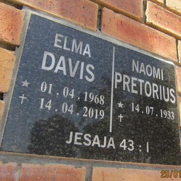 PRETORIUS Naomi 1933- :: DAVIS Elma 1968-2019