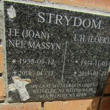 STRYDOM L.H. 1934-2015 &amp; J.E. MASSYN 1935 - 2010