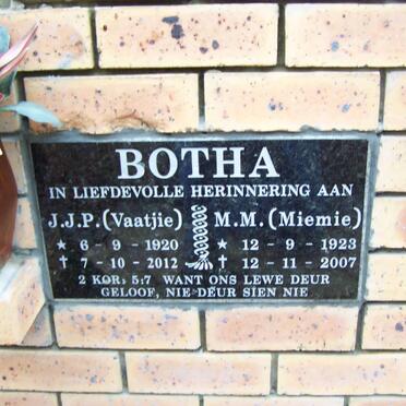 BOTHA J.J.P. 1920-2012 &amp; M.M. 1923-2007