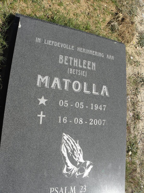 MATOLLA Bethleen 1947-2007