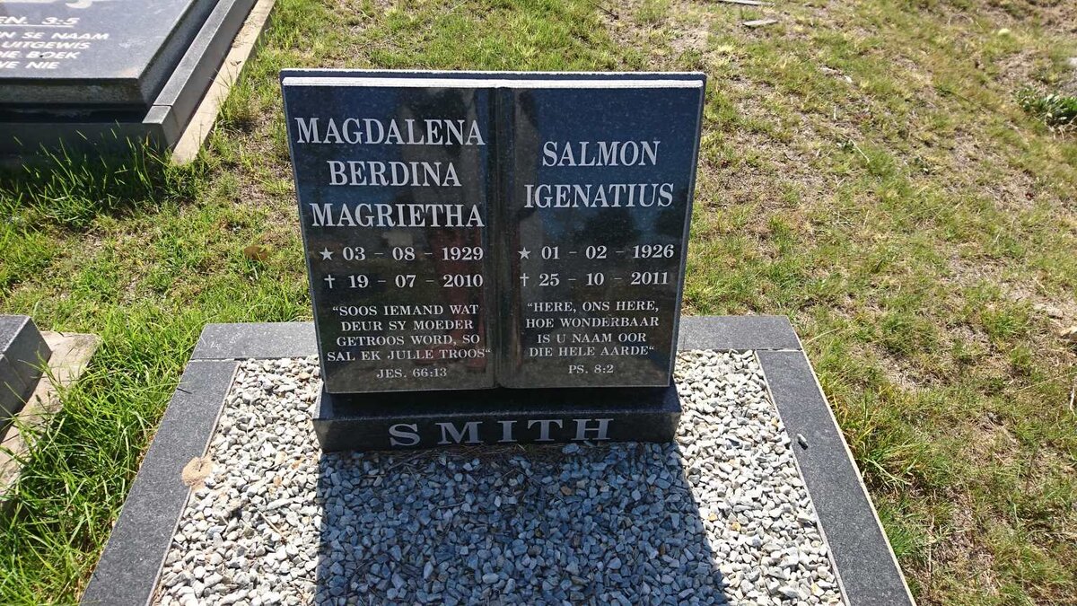 SMITH Salmon Igenatius 1926-2011 &amp; Magdalena Berdina Magrietha 1929-2010