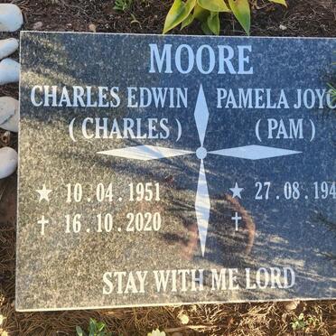 MOORE Charles Edwin 1951-2020 & Pamela Joyce 1948-