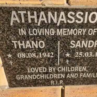 ATHANASSIOU Thano 1942- & Sandra 1945-