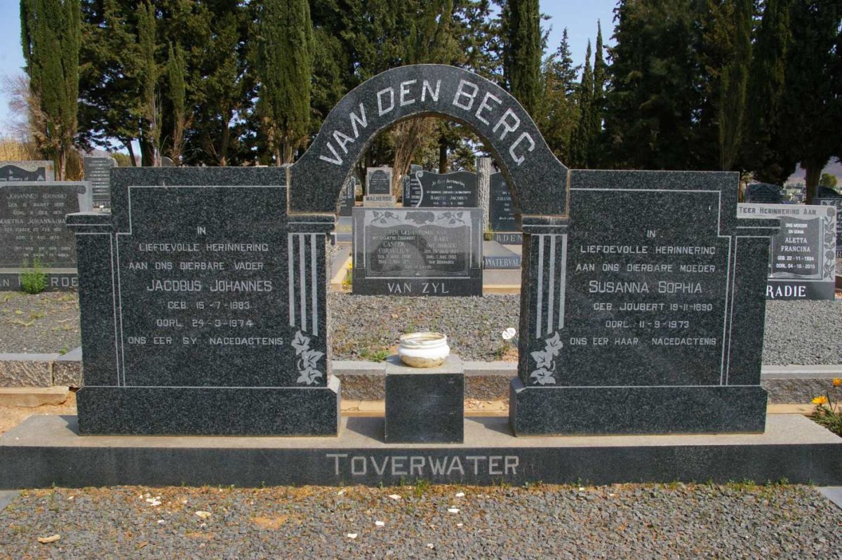 BERG Jacobus Johannes, van den 1883-1974 &amp; Susanna Sophia JOUBERT 1890-1973