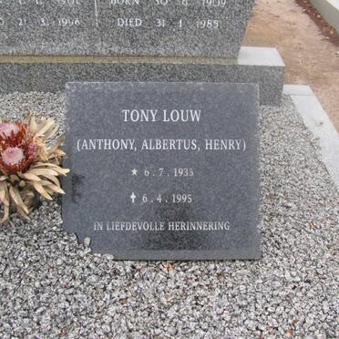 LOUW Anthony Albertus Henry 1935-1995