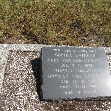 LATEGAN Sophia nee VAN DER MERWE 1859- :: SNYMAN Sophia Christina nee LATEGAN 188?-1968