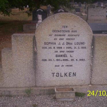 TOLKEN Daniel L. 1911-1982 &amp; Sophia J.J. LOUW 1909-1955