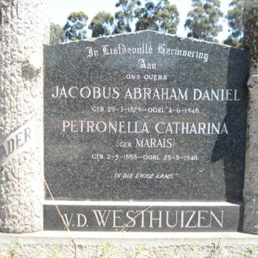 WESTHUIZEN Jacobus Abraham Daniel, v.d. 1879-1948 &amp; Petronella Catharina MARAIS 1888-1948