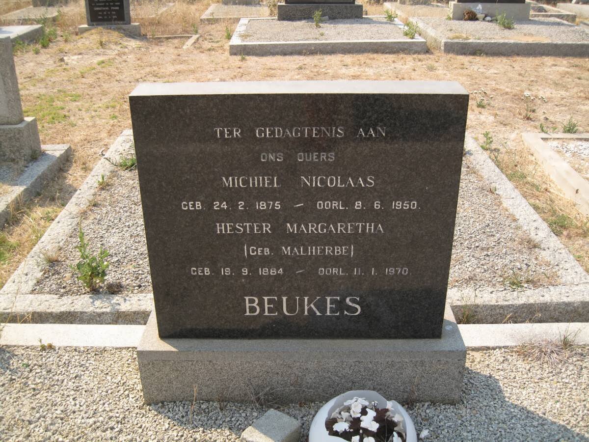 BEUKES Michiel Nicolaas 1875-1950 &amp; Hester Margaretha MALHERBE 1884-1970