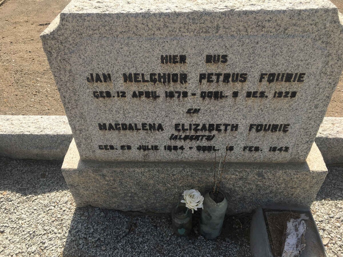 FOURIE Jan Melchior Petrus 1879-1929 &amp; Magdalena Elizabeth ALBERTS 1884-1942