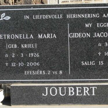 JOUBERT Gideon Jacobus 1912-1991 &amp; Petronella Maria KRIEL 1926-2006