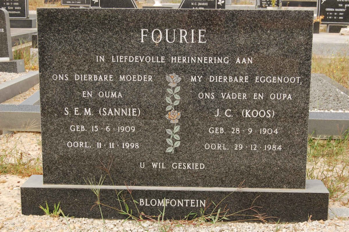 FOURIE J.C. 1904-1984 &amp; S.E.M. 1909-1998