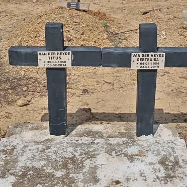 HEYDE Titus, van der 1958-2014 &amp; Gertruida 1954-2019