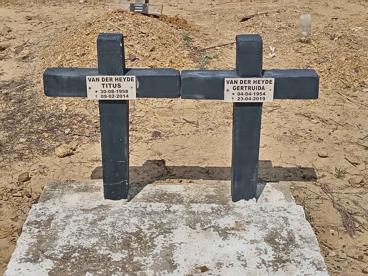 HEYDE Titus, van der 1958-2014 &amp; Gertruida 1954-2019
