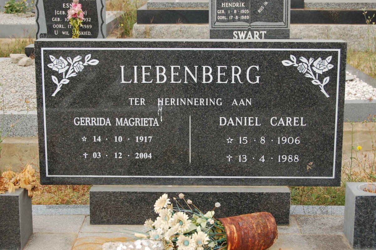 LIEBENBERG Daniel Carel 1906-1988 &amp; Gerrida Magrieta 1917-2004