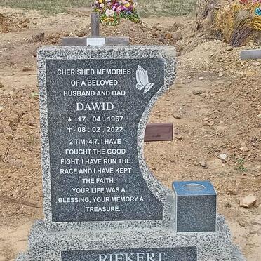 R - Vanne :: Surnames - R