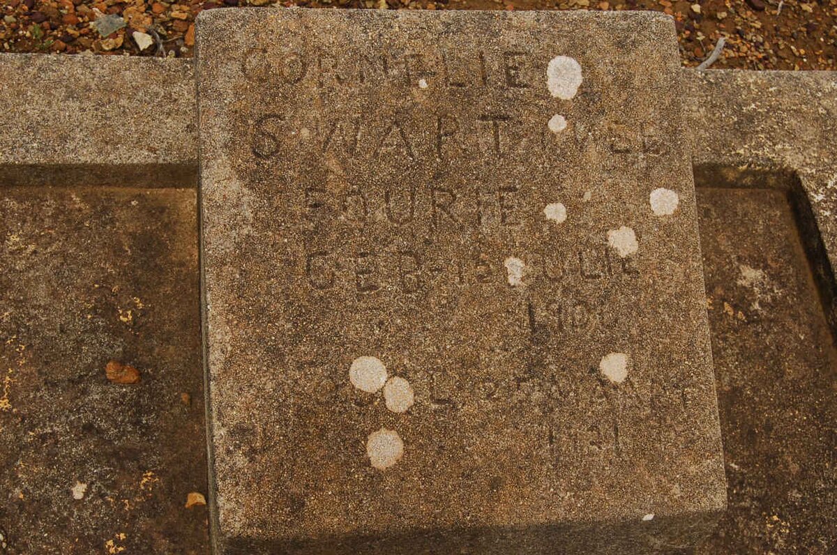 SWART Cornelie S. nee FOURIE 1900-1931