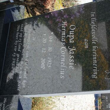 NIEUWOUDT Hermias Cornelius 1925-2007