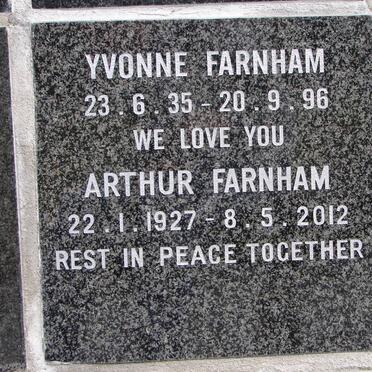 FARNHAM Arthur 1927-2012 &amp; Yvonne 1935-1996