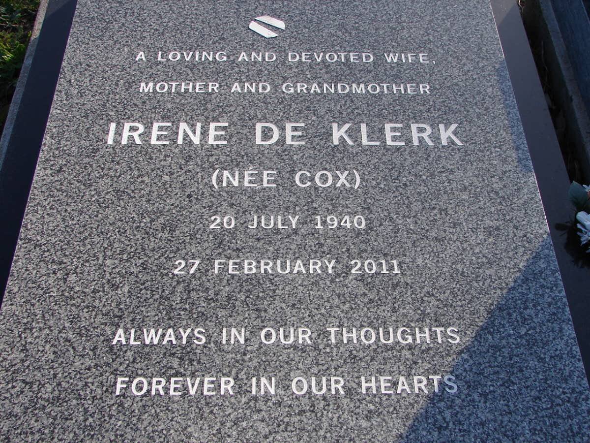 KLERK Irene, de nee COX 1940-2011