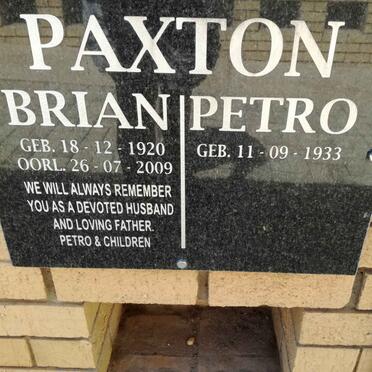 PAXTON Brian 1920-2009 &amp; Petro 1933-