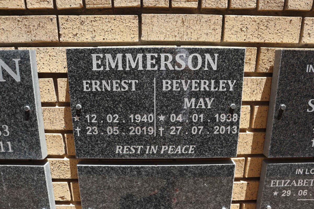 EMMERSON Ernest 1940-2019 &amp; Beverley May 1938-2013