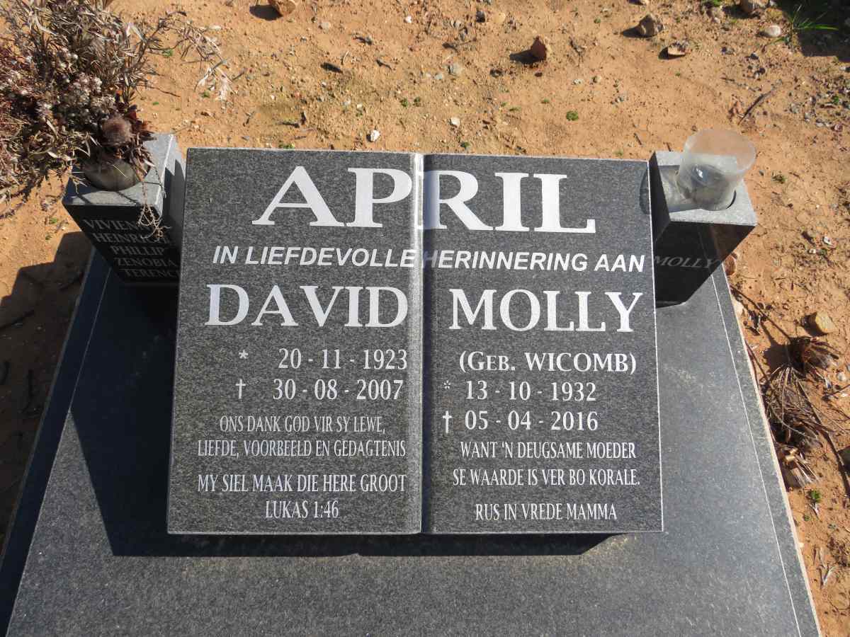 APRIL David 1923-2007 & Molly WICOMB 1932-2016