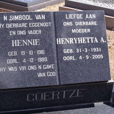 COERTZE Hennie 1916-1988 &amp; Henryhetta A. 1931-2005