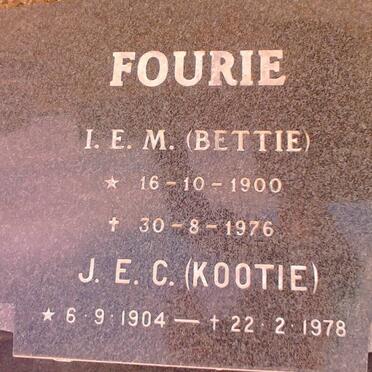 FOURIE J.E.C. 1904-1978 &amp; I.E.M 1900-1976