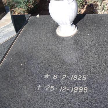 FOURIE Sarah 1925-1999