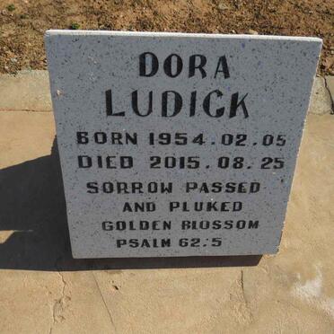 LUDICK Dora 1954-2015